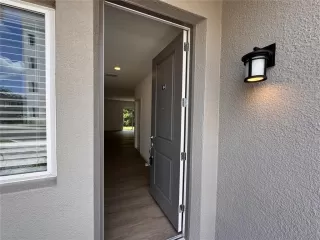 Photo #1: O6385621 Listing