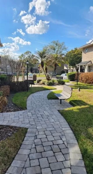 Photo #3: O6385718 Listing