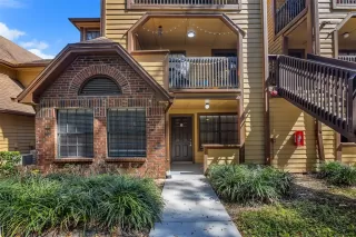 Photo #2: O6385772 Listing