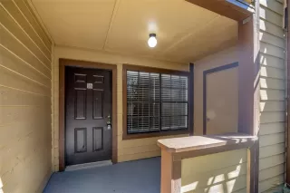 Photo #3: O6385772 Listing