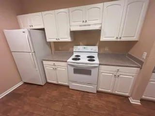 Photo #4: O6385787 Listing