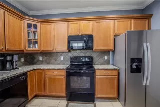 Photo #2: O6385793 Listing