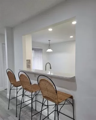 Photo #5: O6385829 Listing 