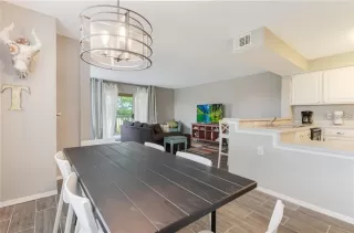 Photo #4: O6385852 Listing