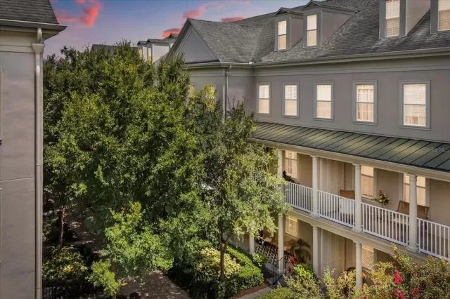 MLS: O6385873 Condo For Sale