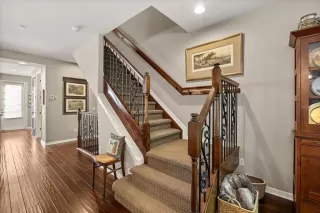 Photo #3: O6385873 Listing 