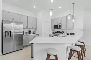 Photo #3: O6385905 Listing