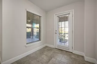 Photo #6: O6385951 Listing