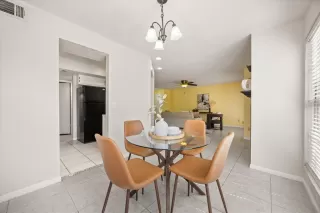 Photo #5: O6386079 Listing 