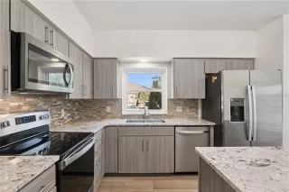 Photo #4: O6386089 Listing