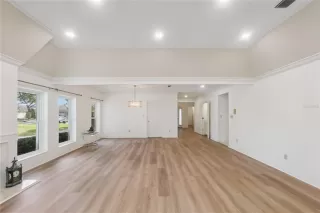 Photo #6: O6386089 Listing