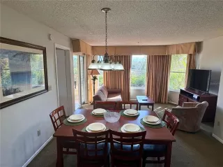 Photo #5: O6386294 Listing