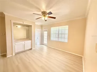 Photo #1: O6386331 Listing