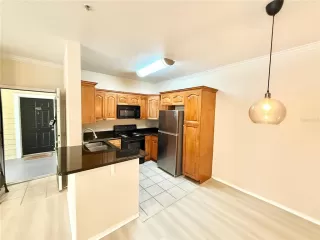 Photo #3: O6386331 Listing