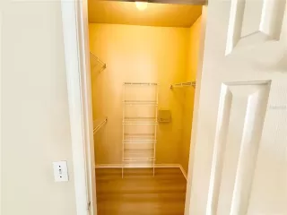 Photo #4: O6386331 Listing