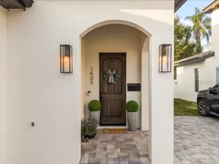 Photo #1: O6386405 Listing