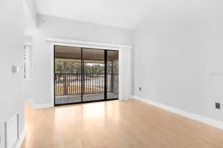 Photo #5: O6386567 Listing