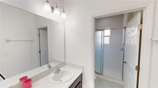 Photo #5: O6386631 Listing 