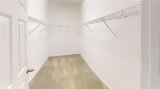 Photo #6: O6386631 Listing 