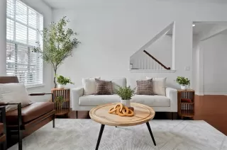 Photo #5: O6386635 Listing