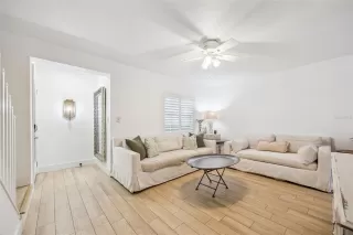 Photo #6: O6386693 Listing 