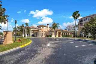 Photo #1: O6386696 Listing