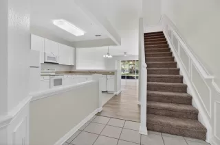 Photo #1: O6386698 Listing 