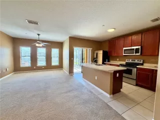 Photo #3: O6386915 Listing 