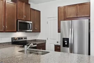 Photo #4: O6386955 Listing 