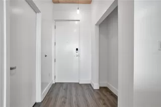 Photo #5: O6386981 Listing