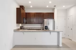 Photo #3: O6387022 Listing 