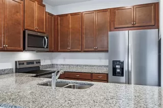 Photo #4: O6387022 Listing 