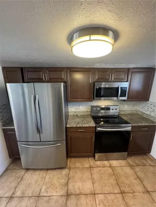 Photo #4: O6387063 Listing 