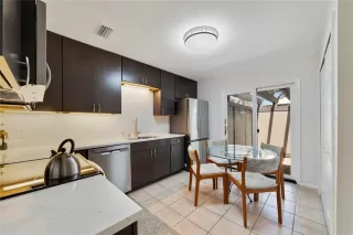 Photo #1: O6387222 Listing