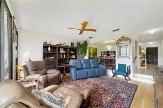 Photo #5: O6387222 Listing