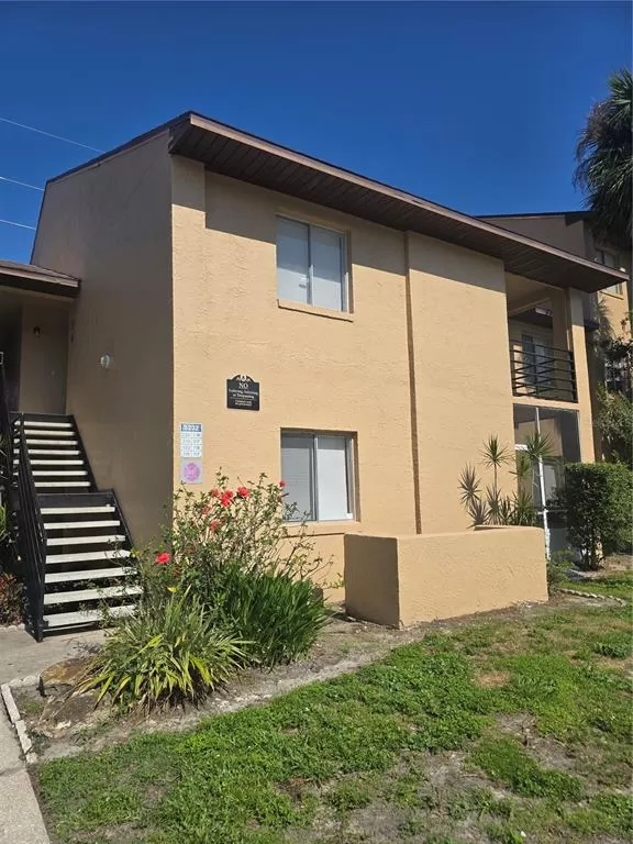 MLS: O6387231 Condo For Sale