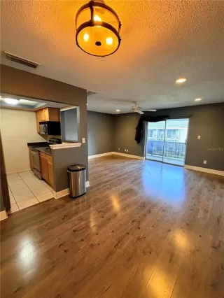 Photo #3: O6387291 Listing 