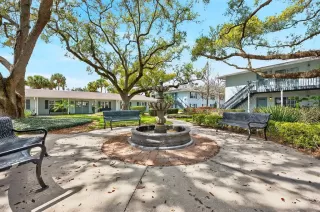 Photo #1: O6387371 Listing