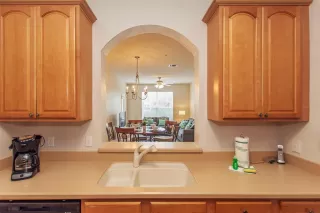 Photo #6: O6387416 Listing