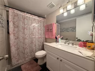 Photo #4: O6387653 Listing 