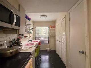 Photo #6: O6387653 Listing 