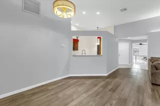 Photo #3: O6387882 Listing 