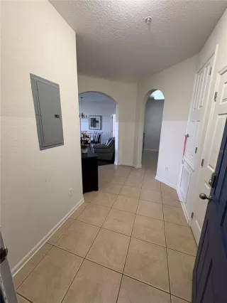 Photo #2: O6387892 Listing 