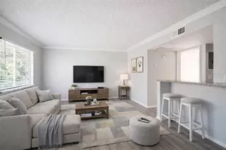 Photo #3: O6387961 Listing 