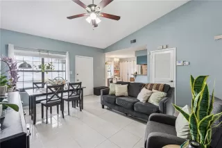 Photo #3: O6387975 Listing 