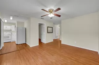 Photo #6: O6387987 Listing 