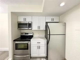 Photo #5: O6388182 Listing 