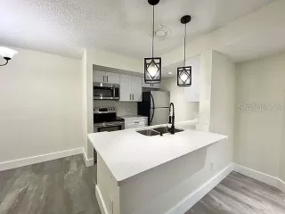 Photo #6: O6388182 Listing 