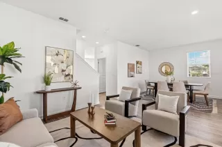 Photo #4: O6388216 Listing 