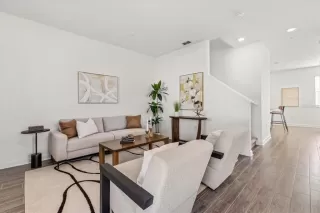 Photo #5: O6388216 Listing 